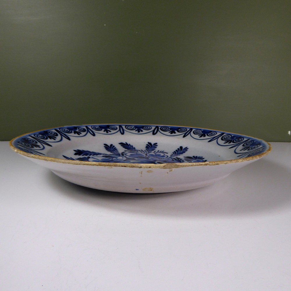 18TH C DELFT CHARGER View V