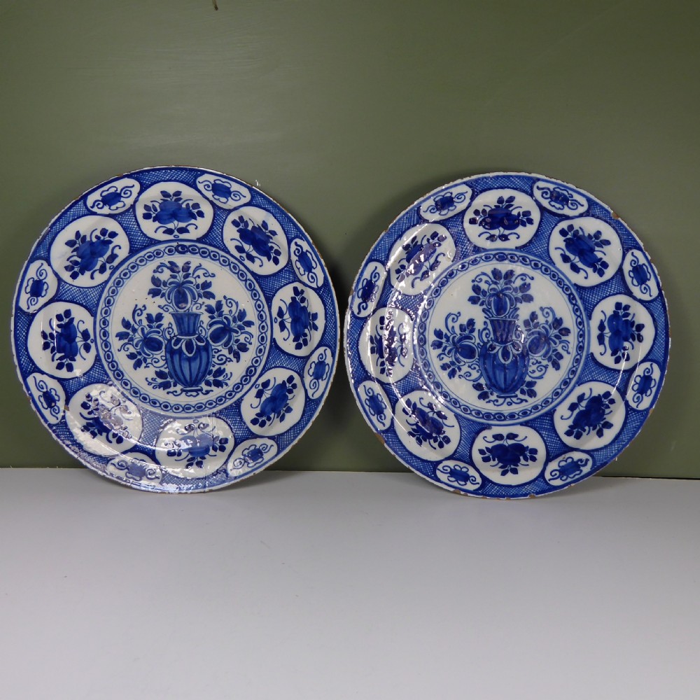 PAIR OF 18TH C DELFT CHARGERS