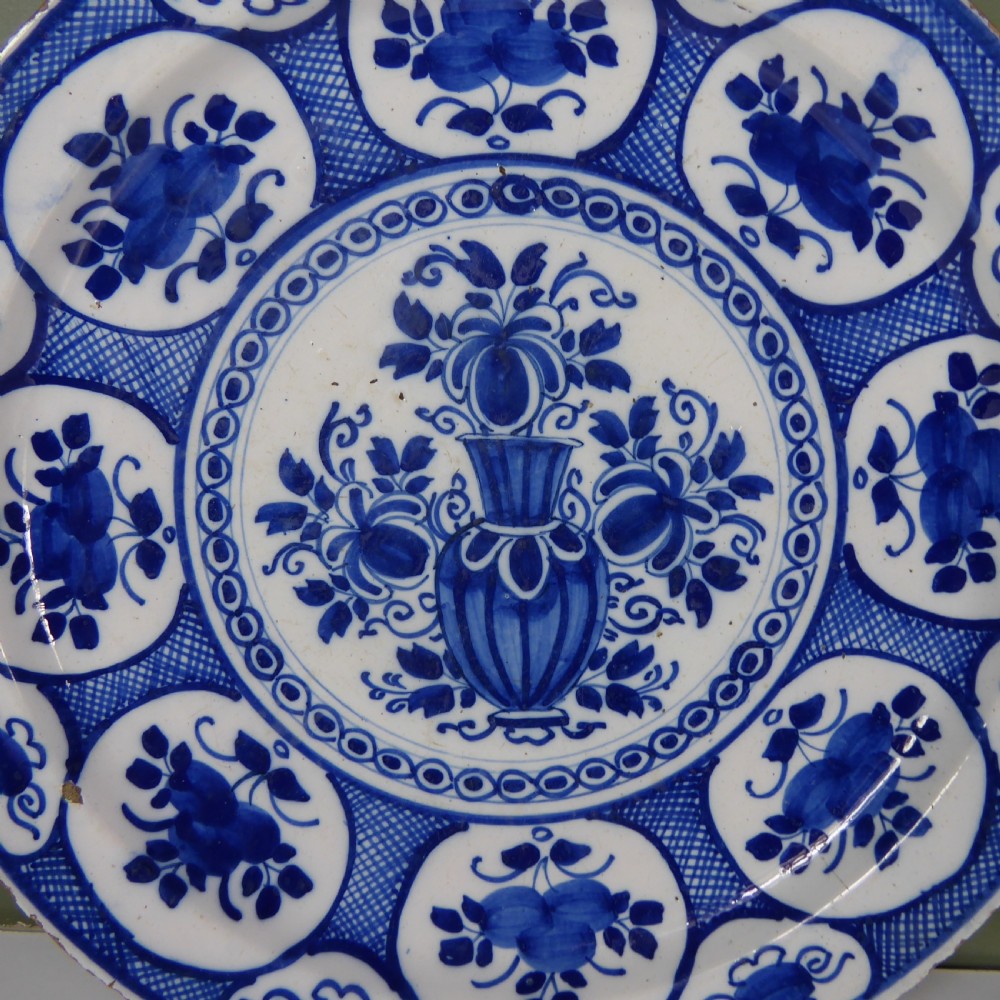 PAIR OF 18TH C DELFT CHARGERS View III