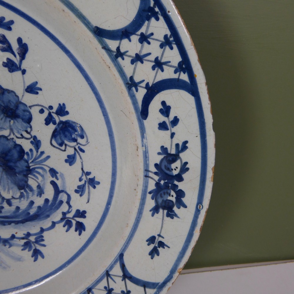 18TH C DELFT CHARGER View IV
