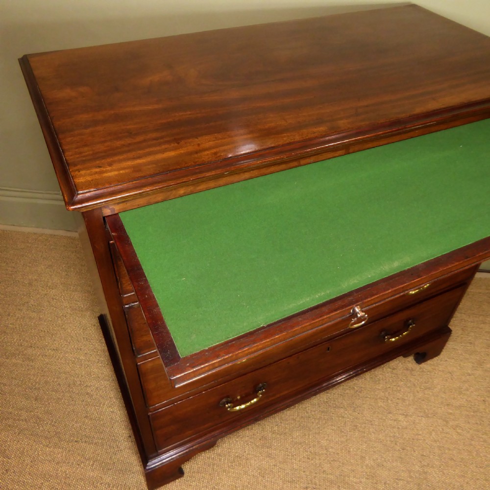 GEORGE III MAHOGANY CHEST OF DRAWERS View IV