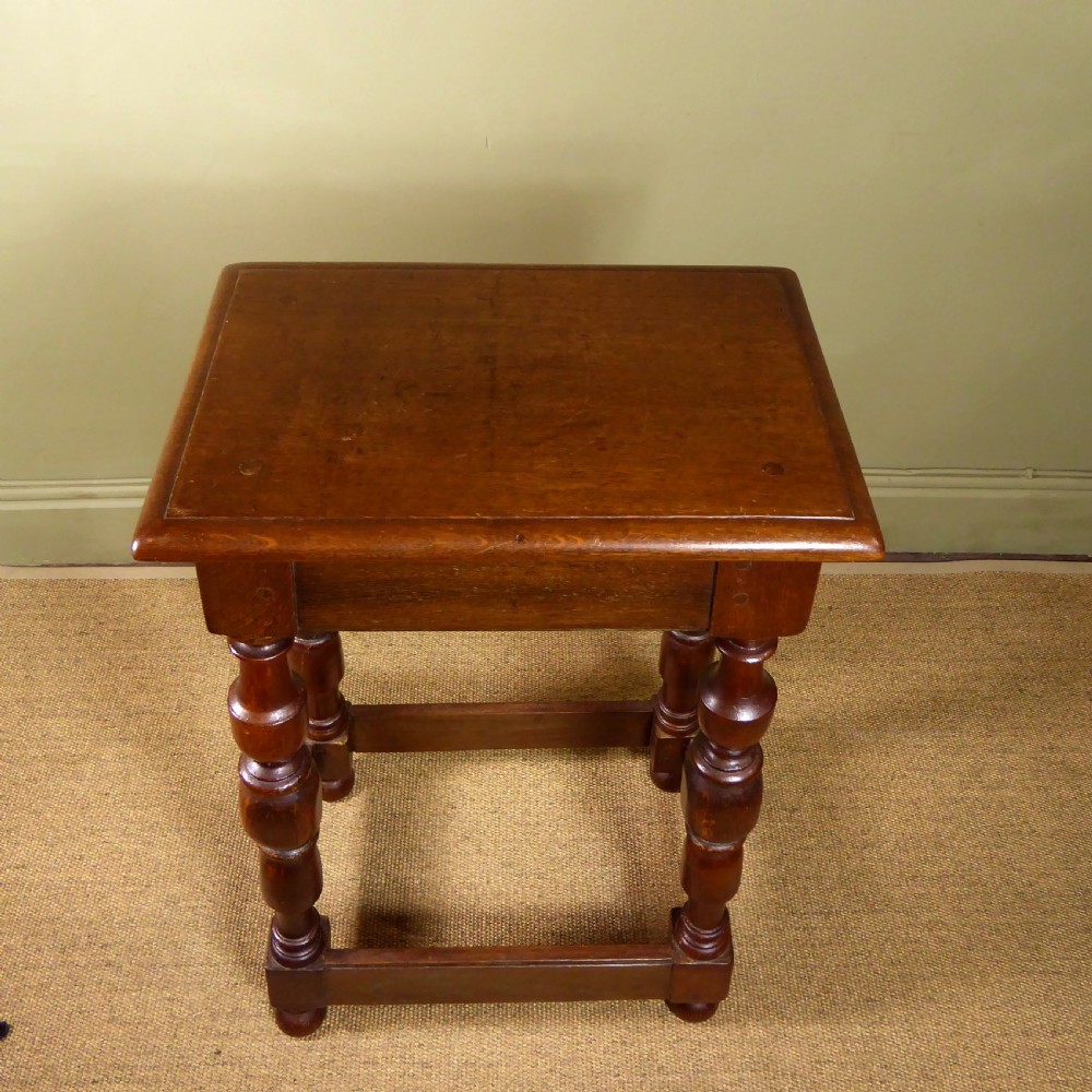 18TH C OAK PEDESTAL, STAND View V