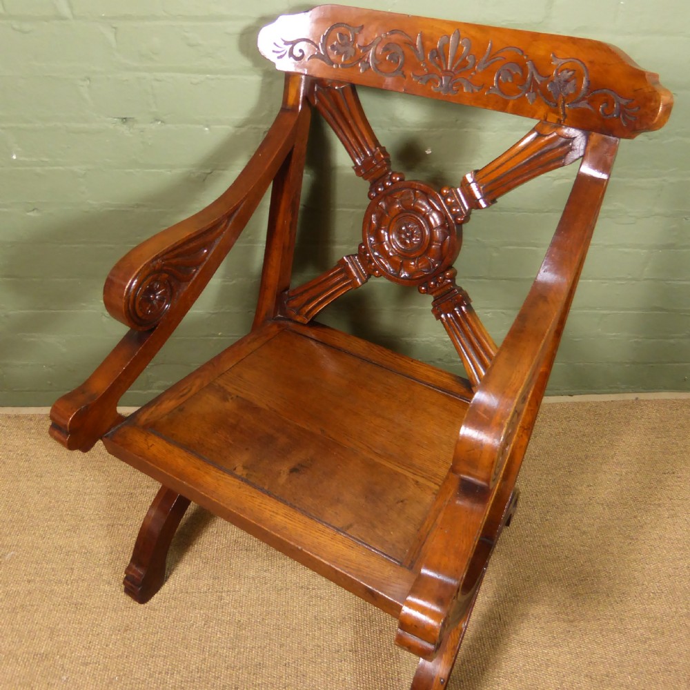 LARGE OAK CHAIR View V