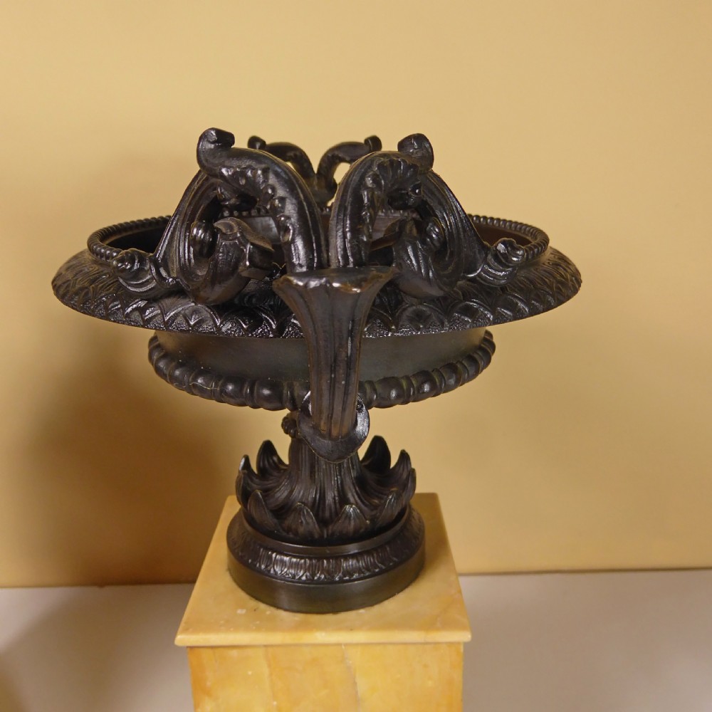 LARGE PAIR OF REGENCY BRONZE TAZZA ON MARBLE BASES View IV