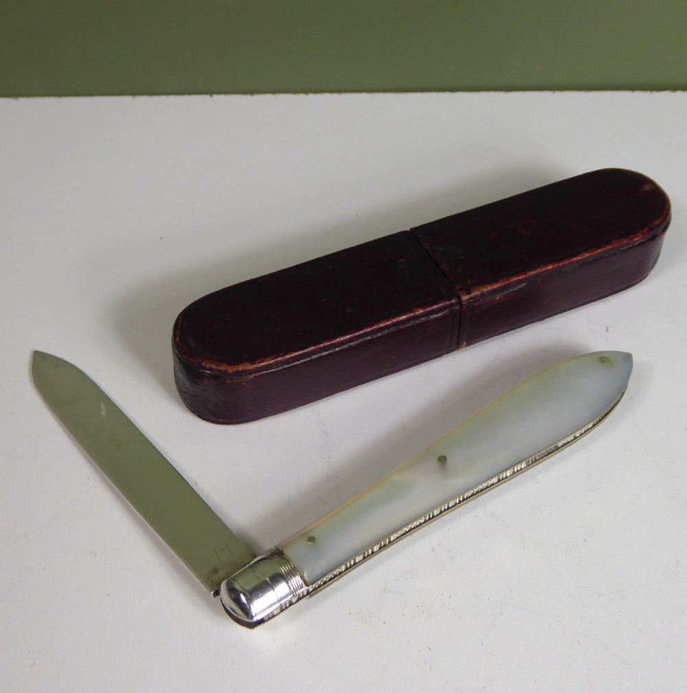 SILVER & MOTHER OF PEARL PENKNIFE View III