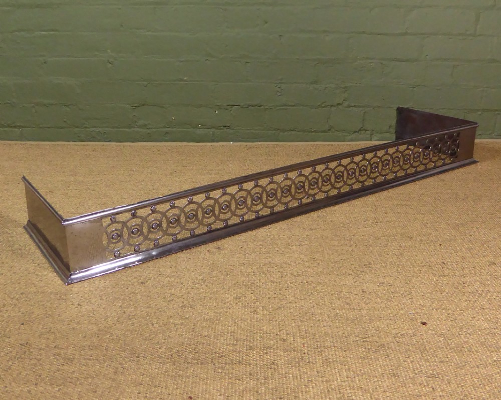 GEORGE III BURNISHED STEEL FIRE FENDER