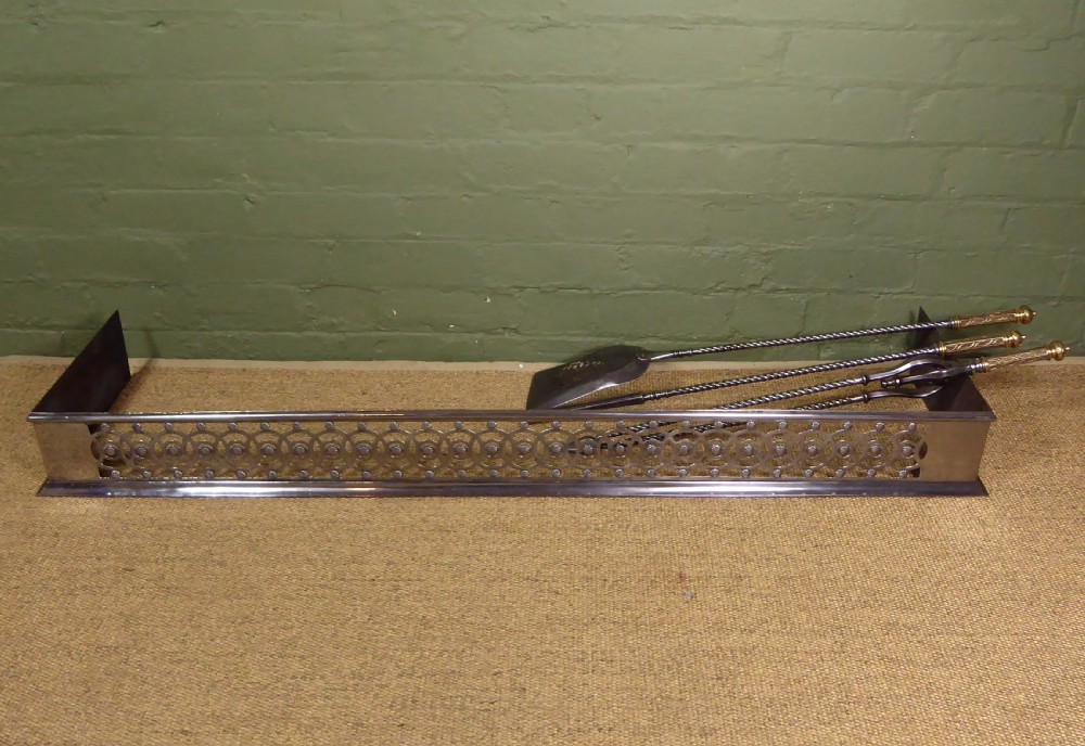 GEORGE III BURNISHED STEEL FIRE FENDER View III
