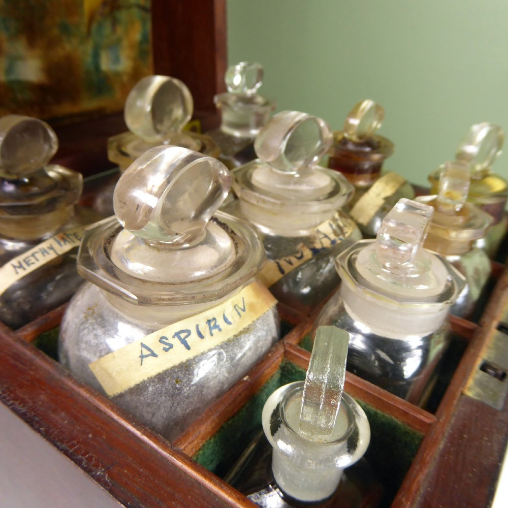 18TH C MAHOGANY APOTHECARY BOX View VI