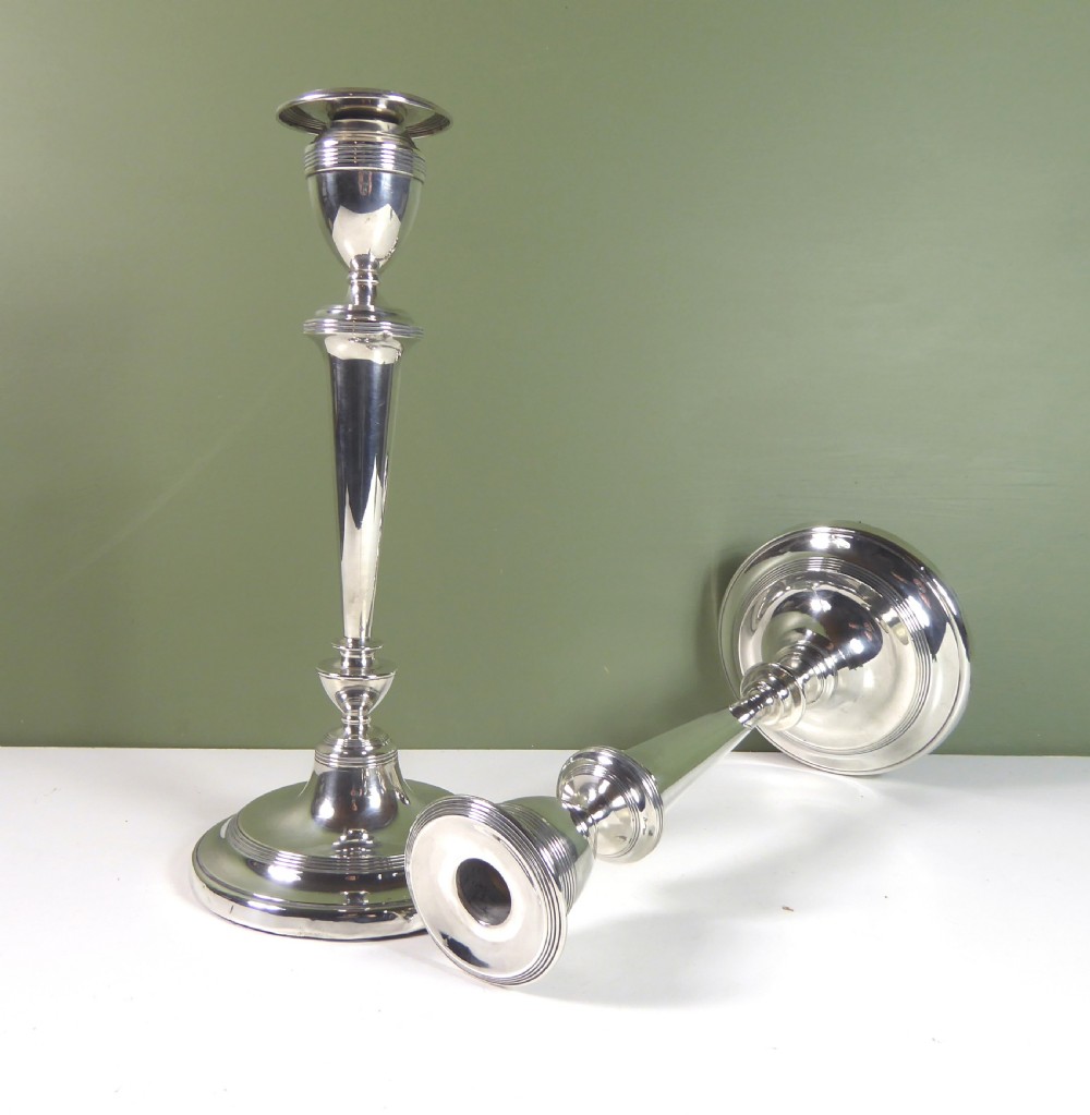 PAIR OF SILVER CANDLESTICK 1908 View IV