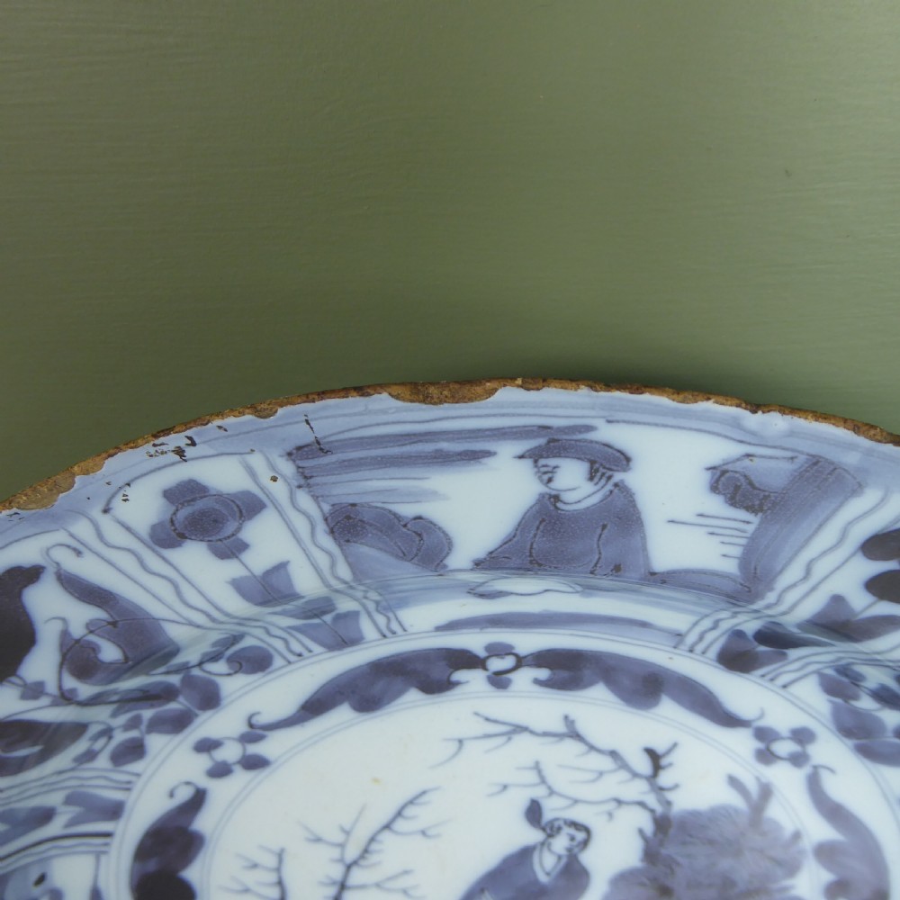EARLY 18TH C DELFT CHARGER View III
