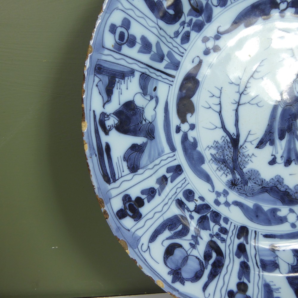 EARLY 18TH C DELFT CHARGER View IV