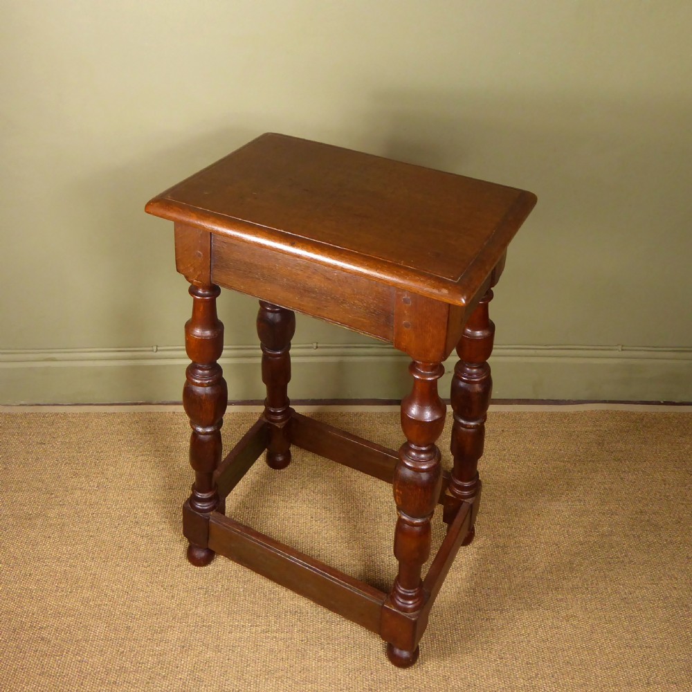 18TH C OAK PEDESTAL STAND View II