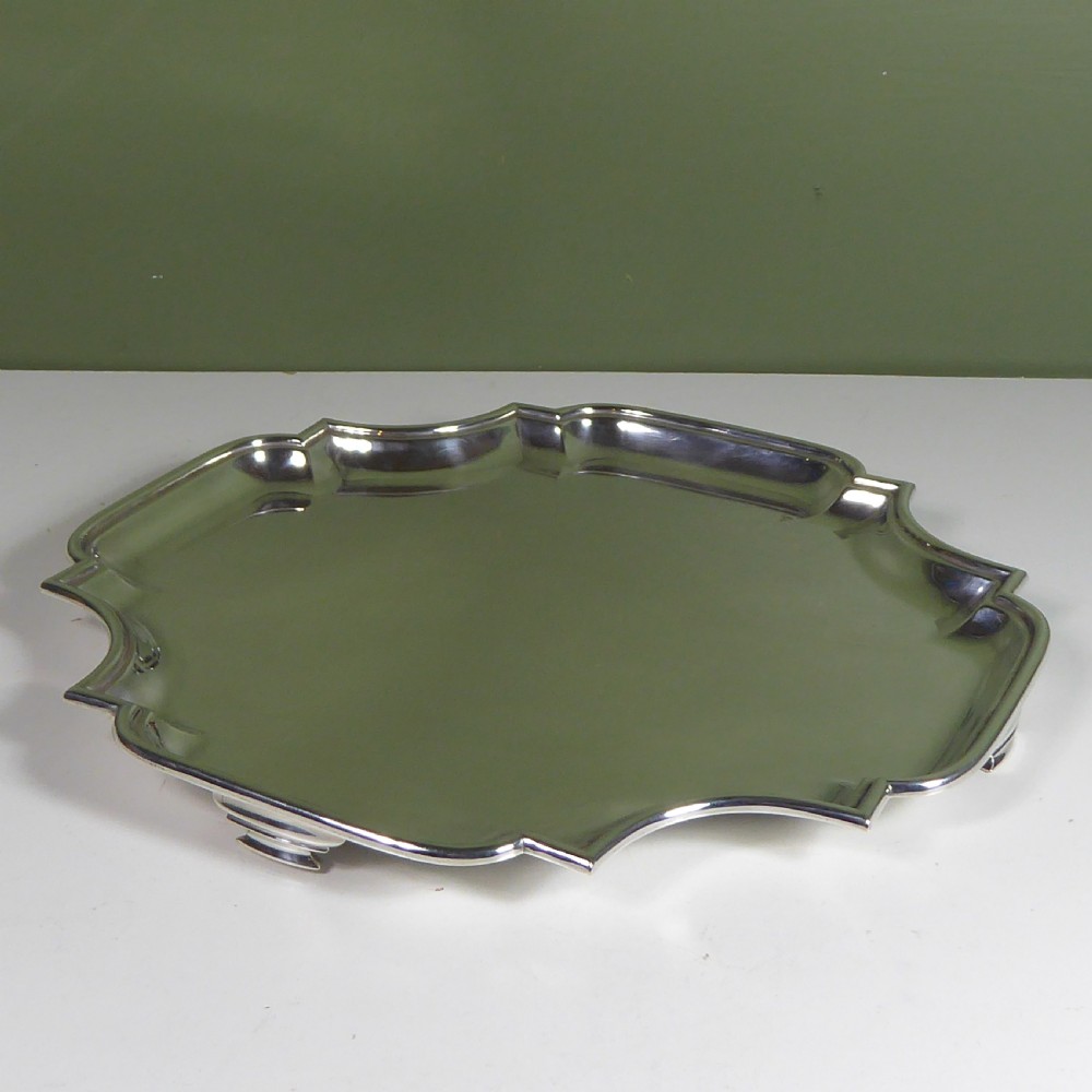 LARGE SOLID SILVER SALVER 1908 View III