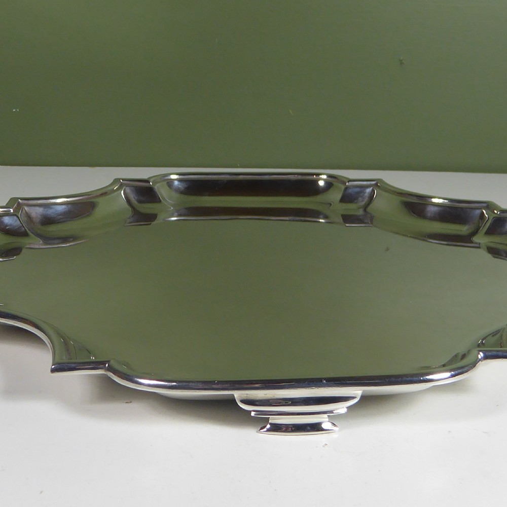 LARGE SOLID SILVER SALVER 1908 View IV