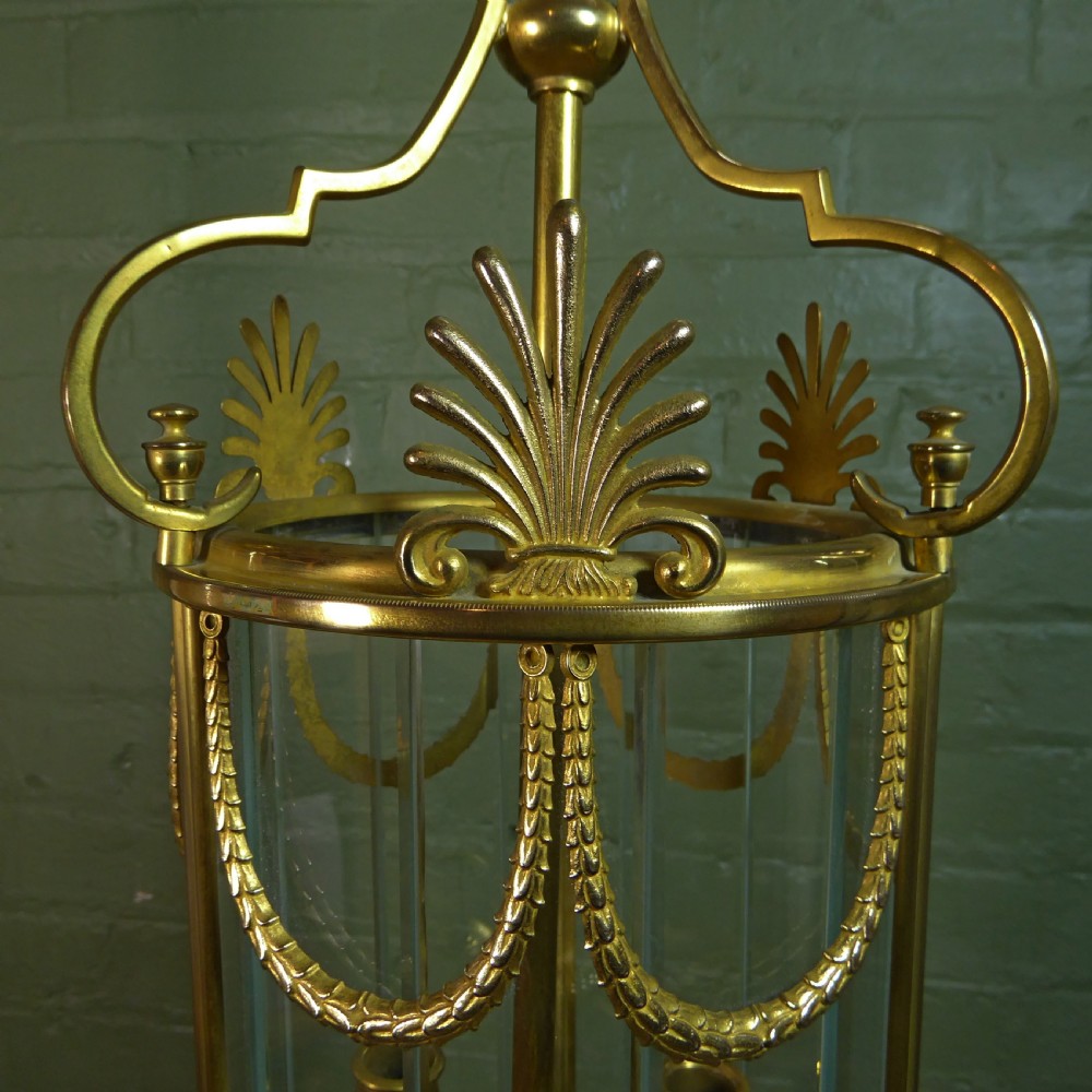 GILT BRASS CENTRE LIGHT View II
