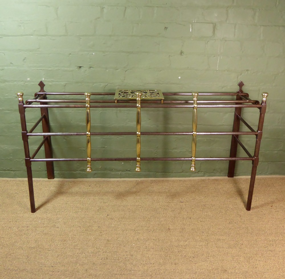 UNUSUAL, ADJUSTABLE 19TH C FIRE FENDER