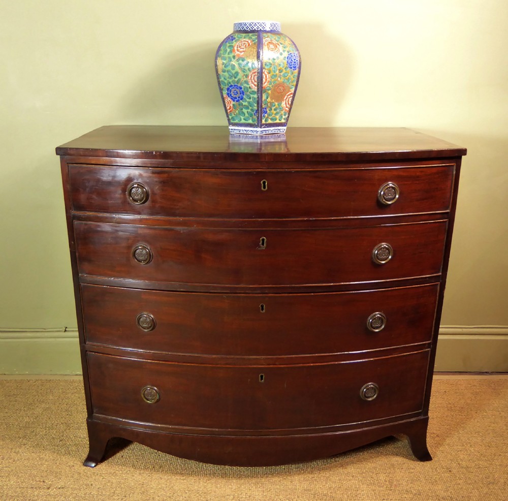 EARLY 19TH C MAHOGANY CHEST OF DRAWERS