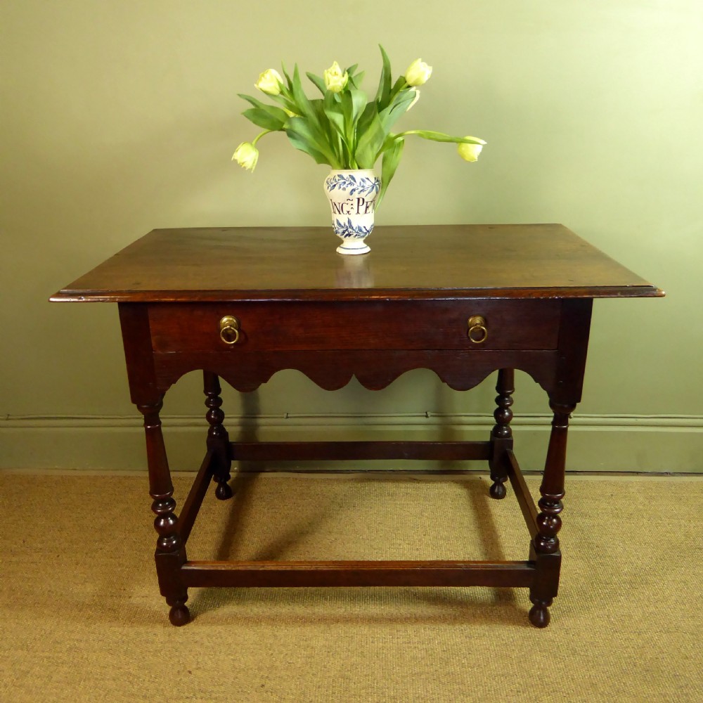 EARLY 18TH C OAK SIDE TABLE View II