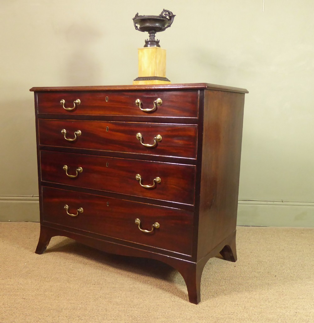 18TH C HEPPLEWHITE MAHOGANY CHEST OF DRAWERS