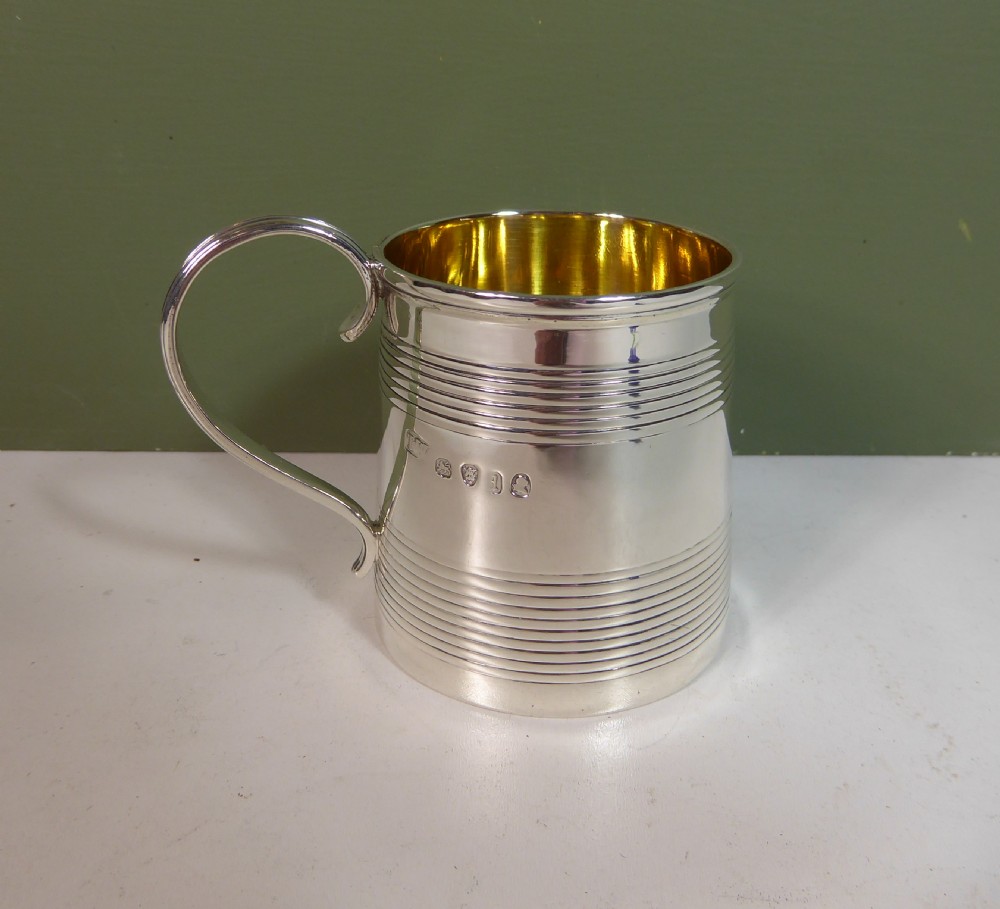 SMALL 19TH C SILVER TANKARD