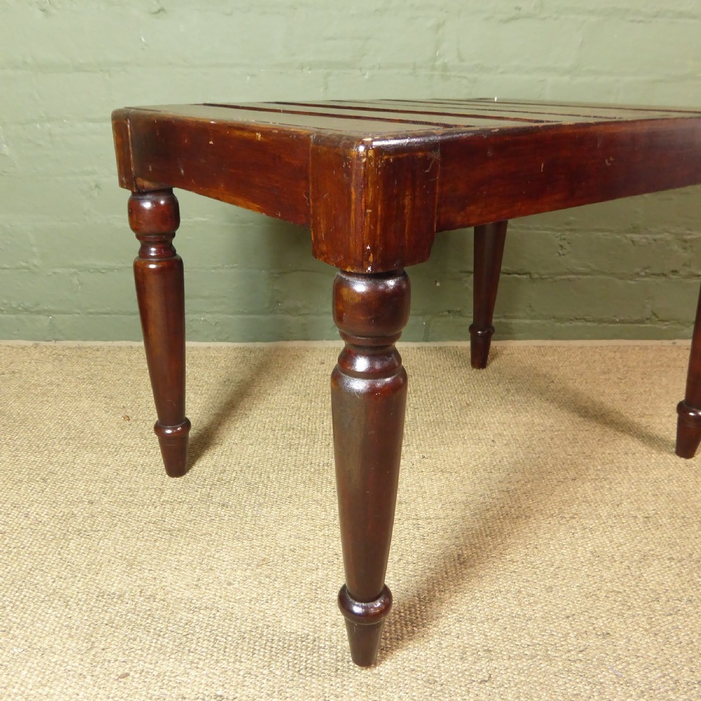 19TH C LUGGAGE STAND View V