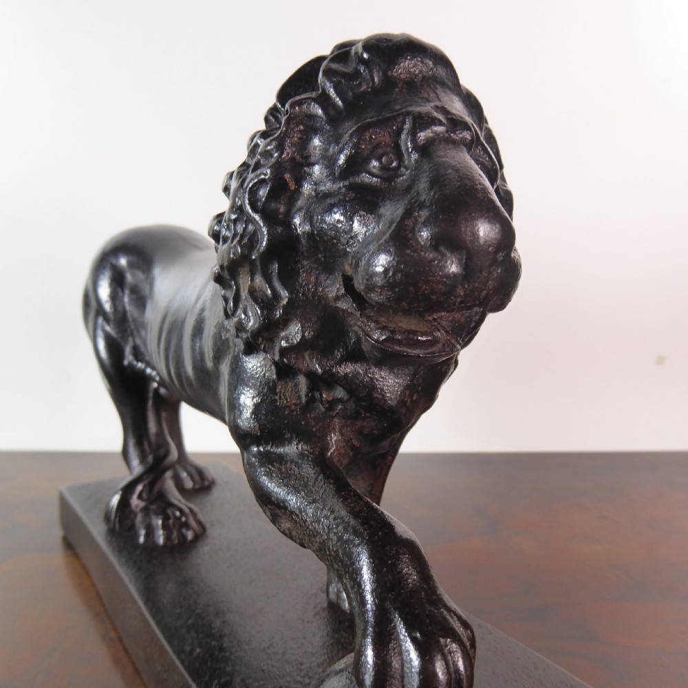 19TH C CAST IRON MEDICI LION View V