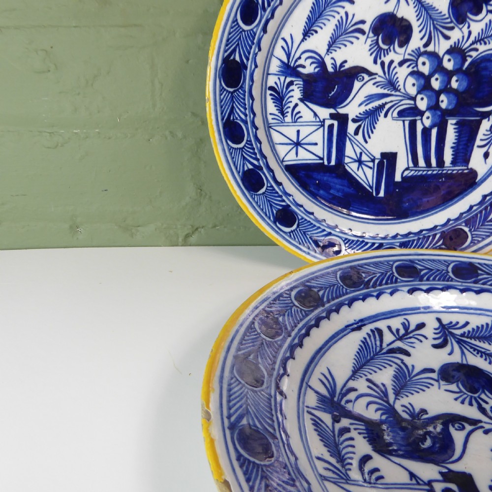 PAIR OF 18TH C DELFT CHARGERS View IV