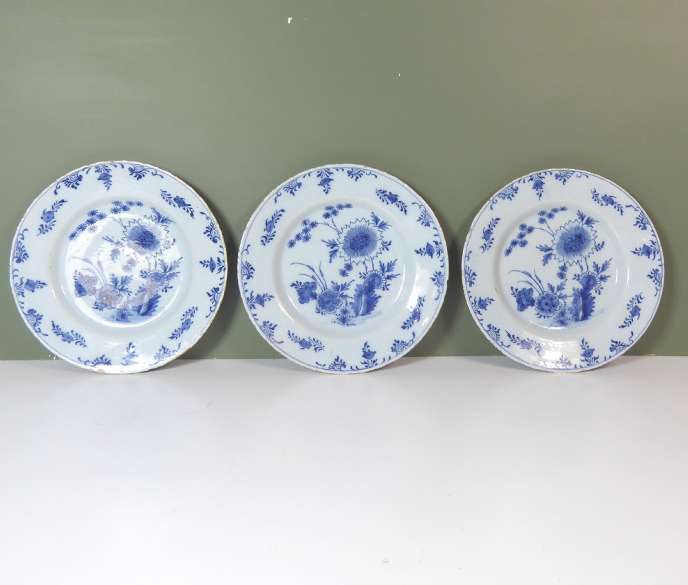 SET OF THREE 18TH C DELFT PLATES
