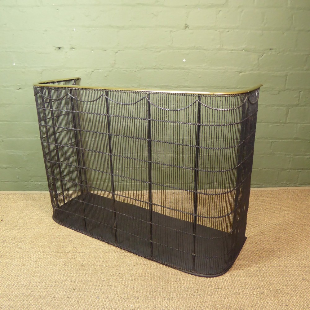 EARLY 19TH C NURSERY FIRE GUARD View III