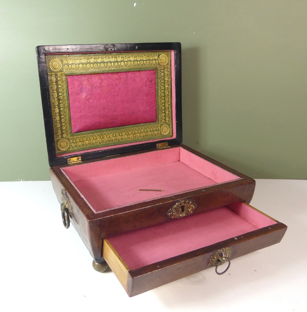 19TH C MORROCO LEATHER WORK BOX View V