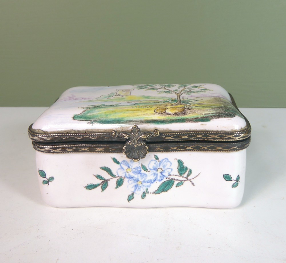 18TH C TIN GLAZED FAIENCE BOX BY VEUVE PERRIN