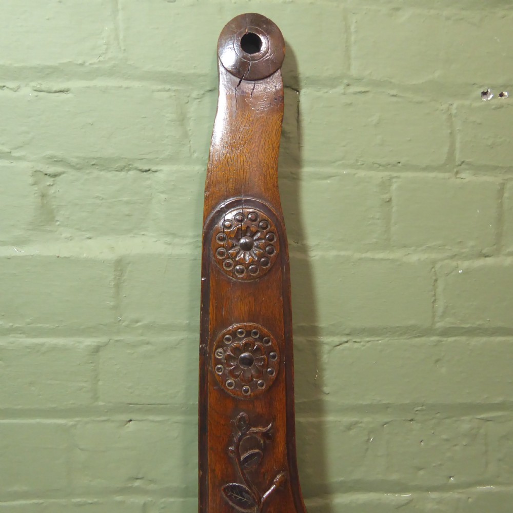 PAIR OF 18TH BALTIC OAK CARVINGS View V