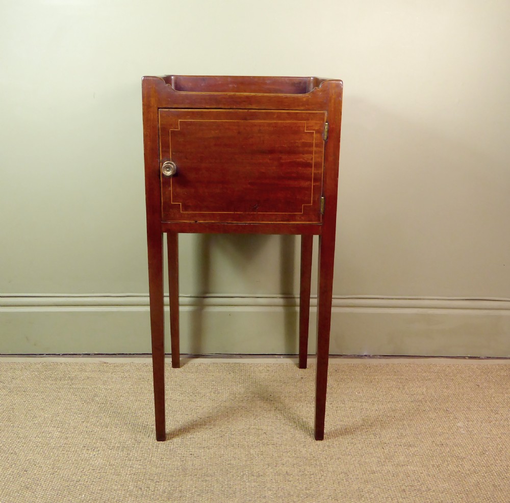 REGENCY MAHOGANY SIDE CUPBOARD