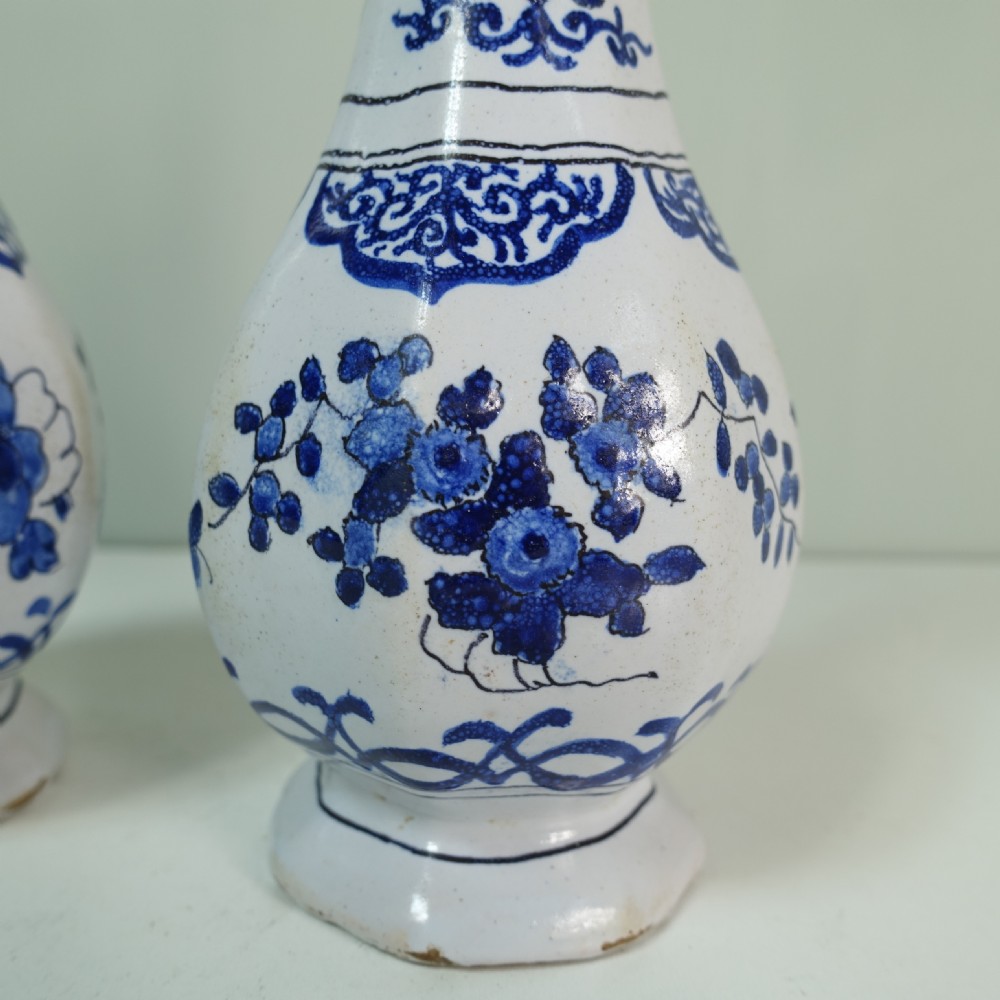 PAIR OF SMALL 18TH C DELFT VASES View III