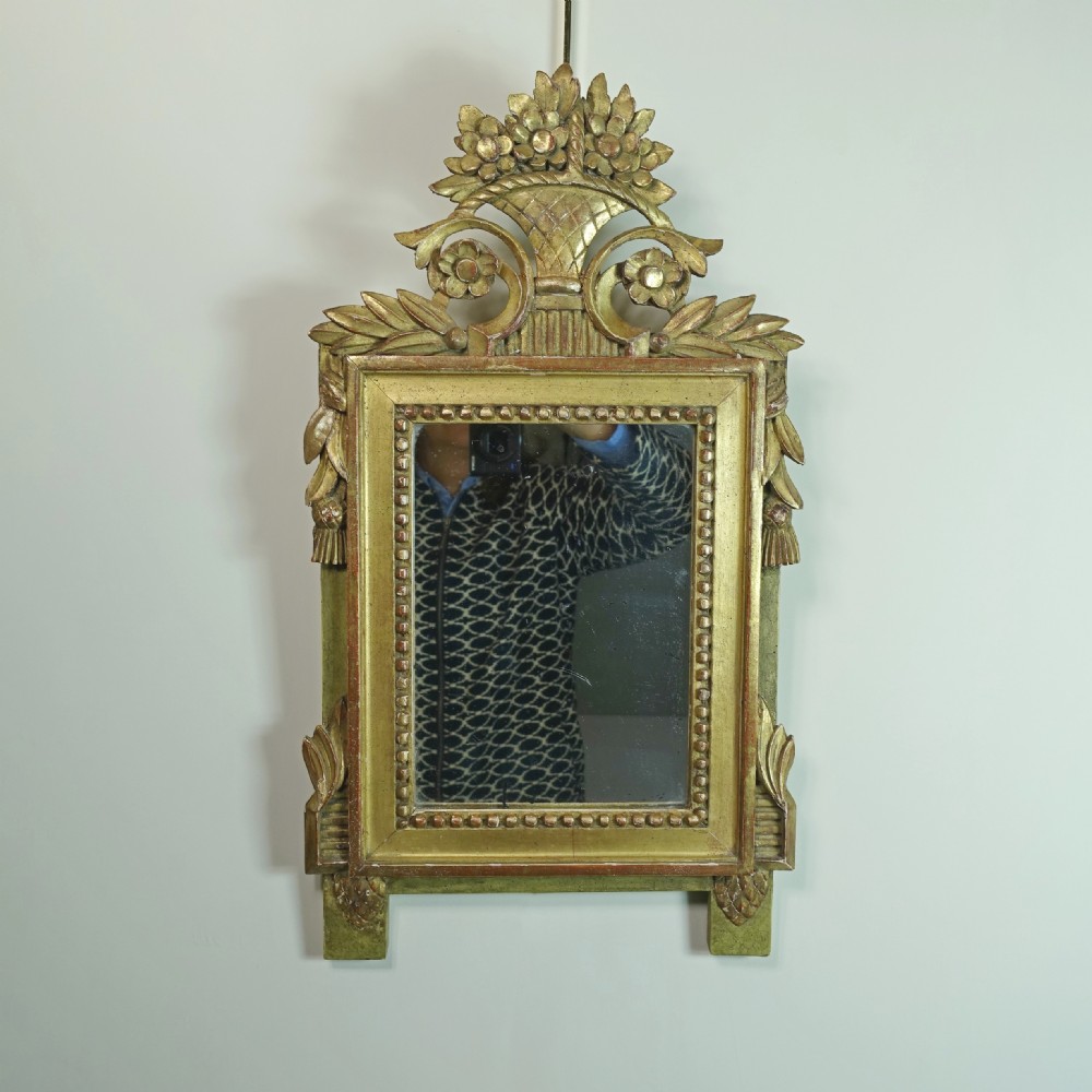 18TH C GILTWOOD MIRROR