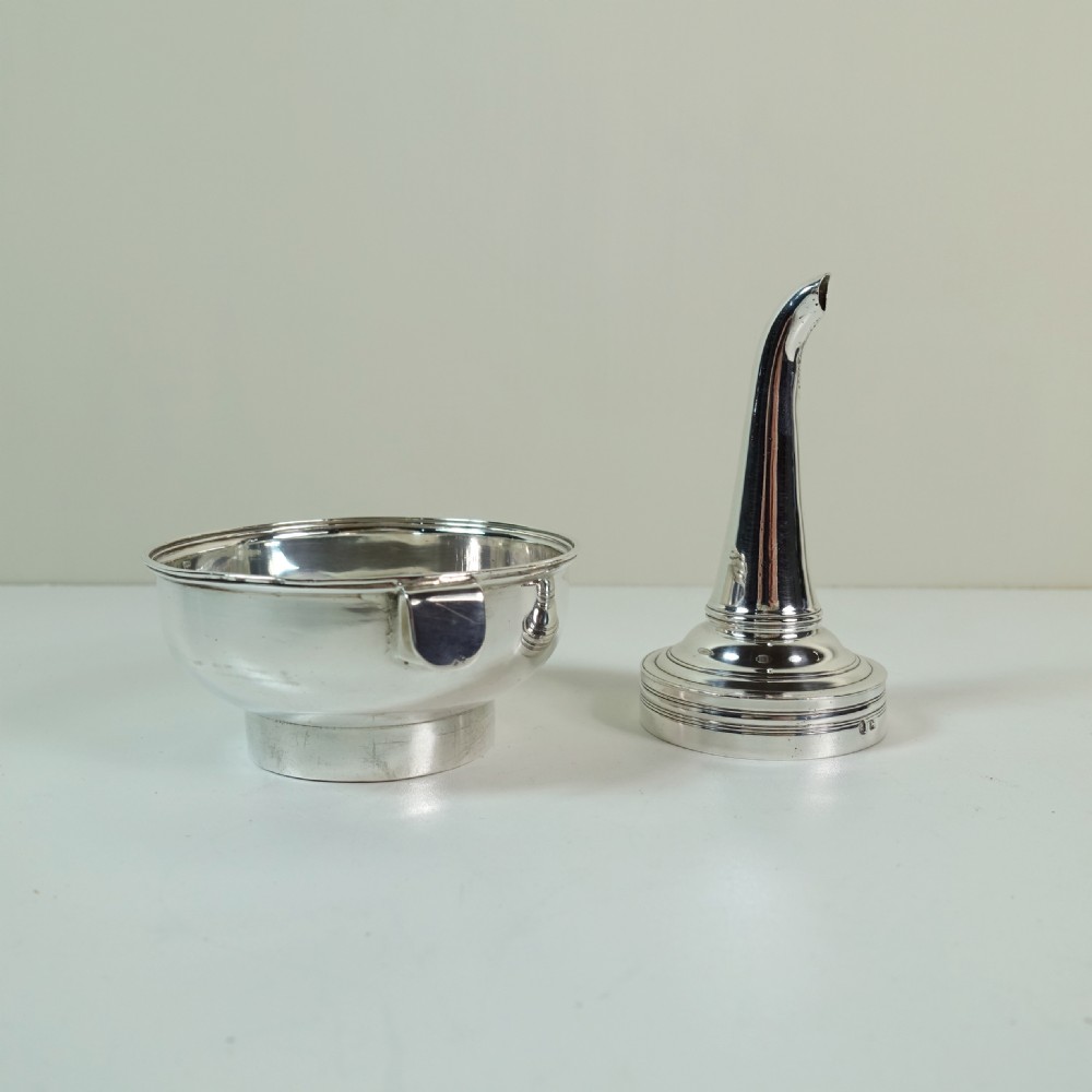 18TH C SILVER WINE FUNNEL View IV