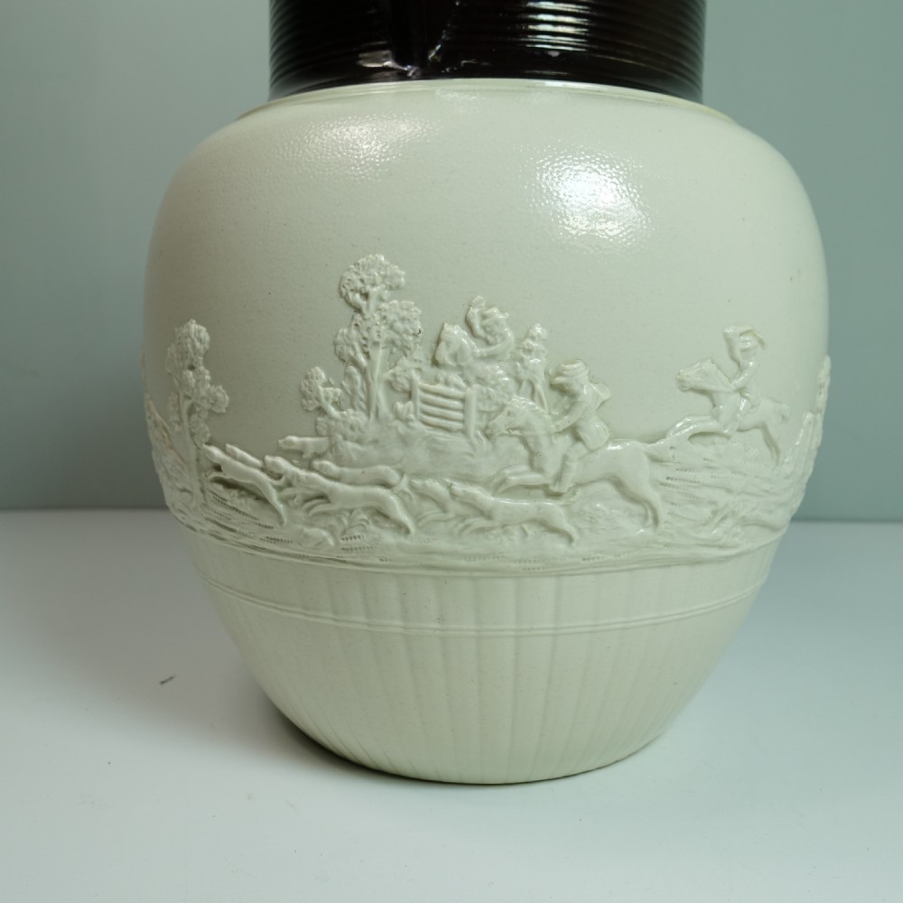 LARGE 19TH C JUG WITH HUNTING  DECORATION View VI