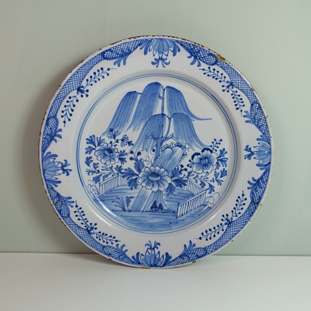 PAIR OF 18TH C DELFT CHARGERS View III