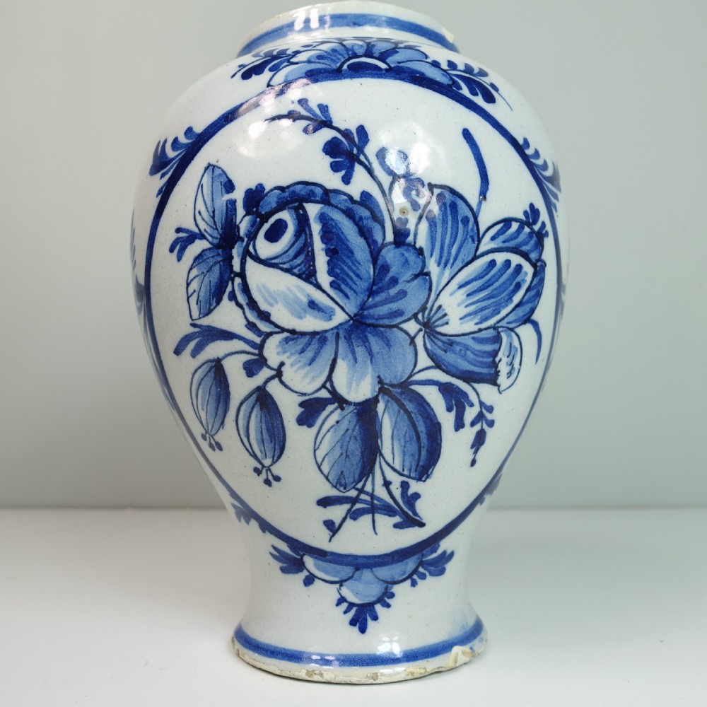 18TH C DELFT VASE View VI