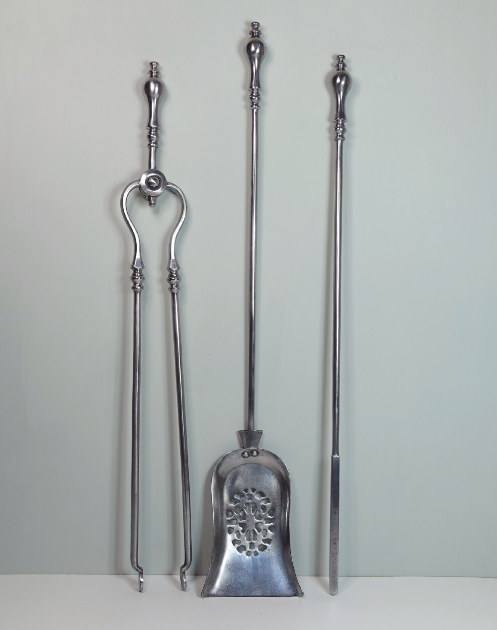 EARLY 19TH C STEEL FIRE TOOLS