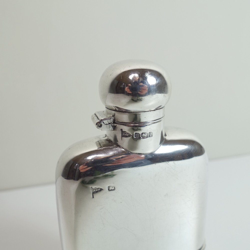 SOLID SILVER HIP FLASK 1900 View III