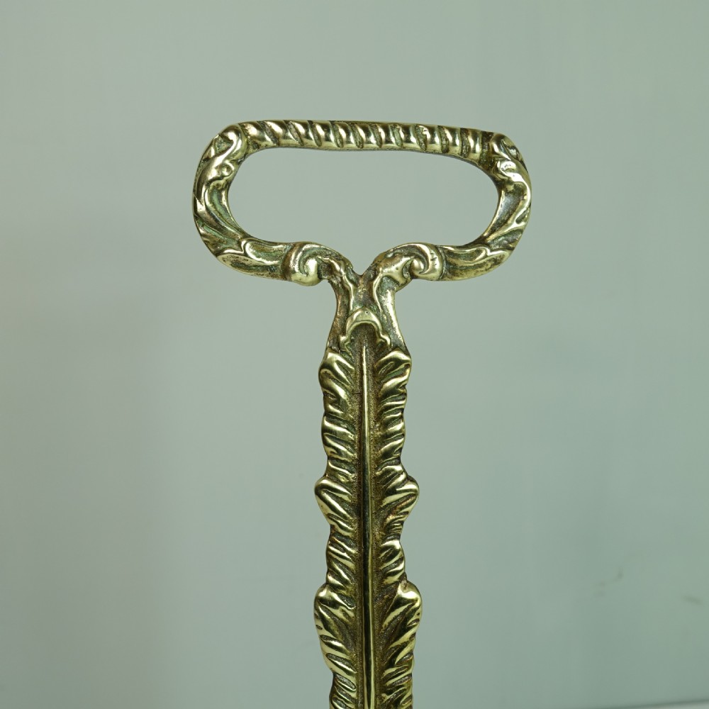 19TH C  BRASS LIONS PAW DOOR PORTER View III