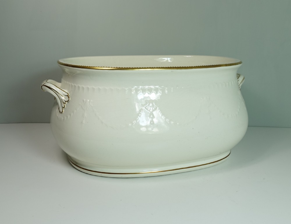 LARGE 19TH C FOOT BATH
