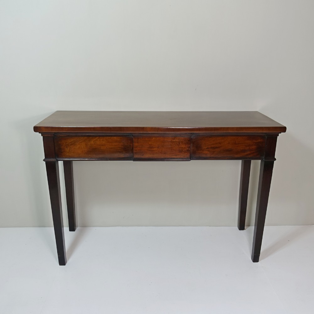 EARLY 19TH C MAHOGANY TABLE View II