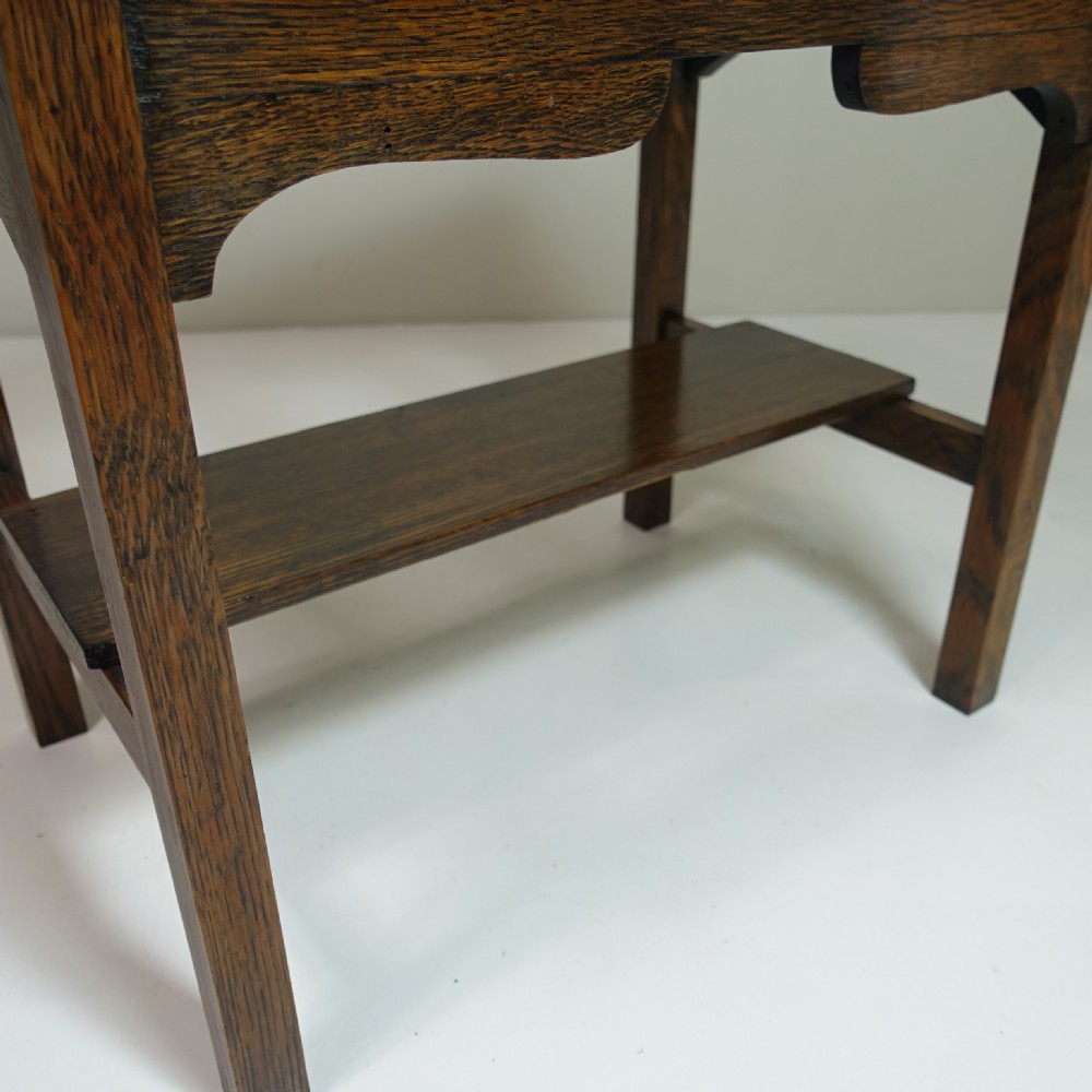 19TH C OAK LUGGAGE STAND WITH SHELF View III