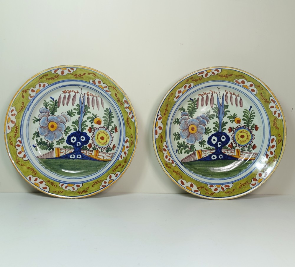 PAIR OF LARGE 18TH C DELFT BOWLS