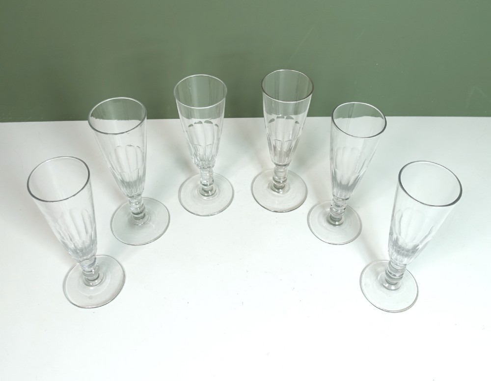 SET OF SIX CHAMPAGNE FLUTES View III