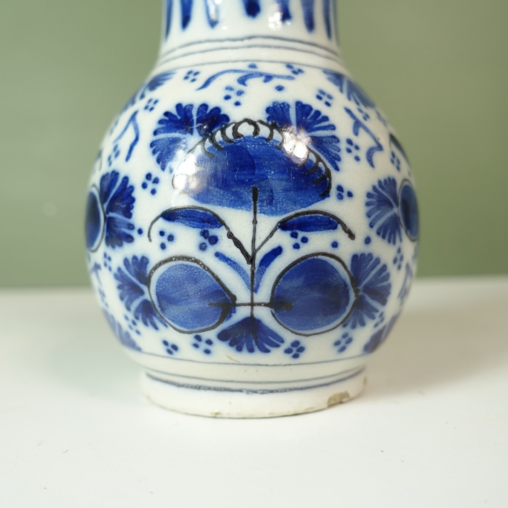 SMALL 18TH C DELFT VASE View V