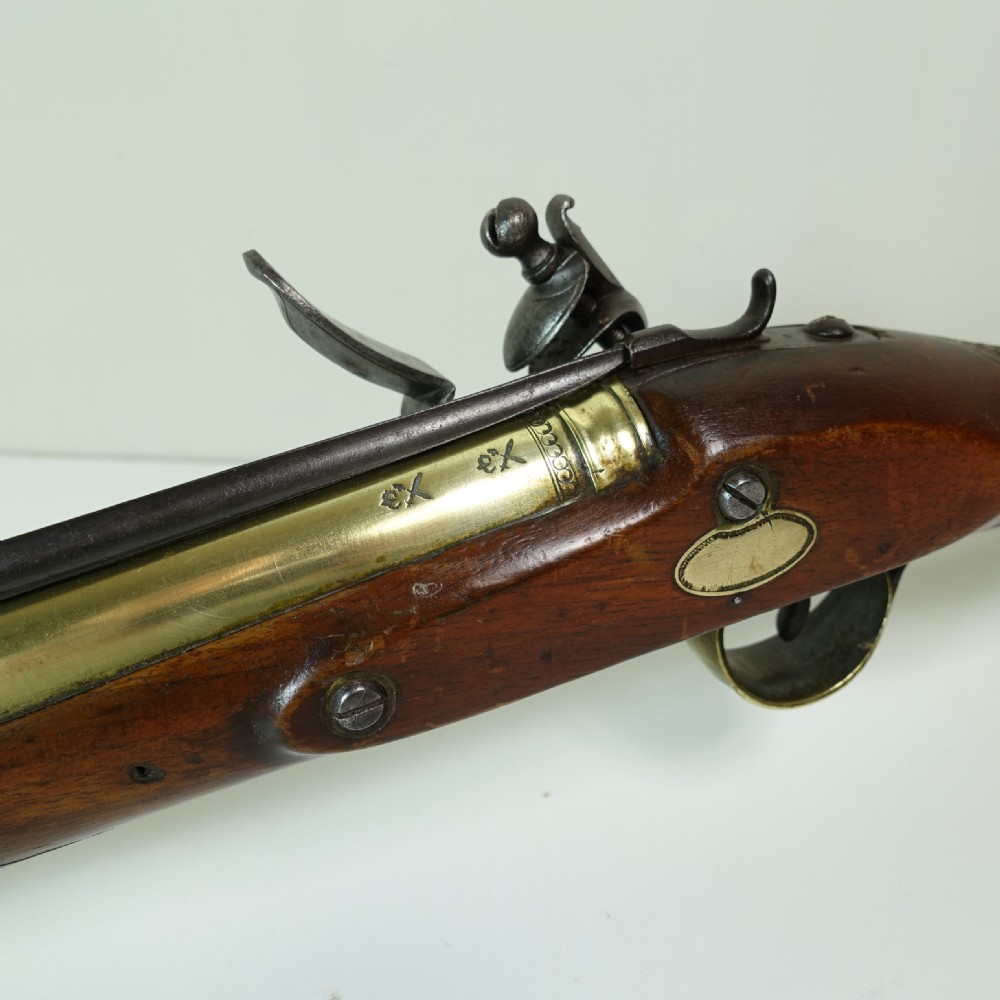 18TH C WALNUT & BRASS BLUNDERBUSS View III