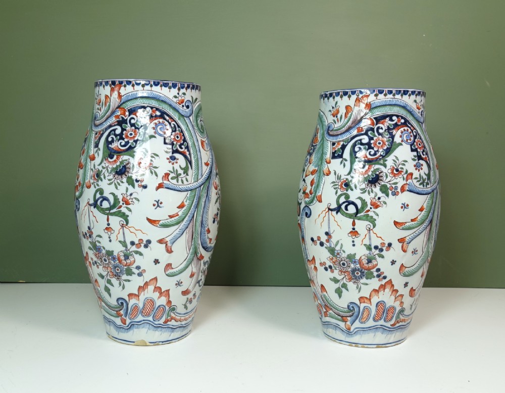 PAIR OF 19TH C DELFT VASES